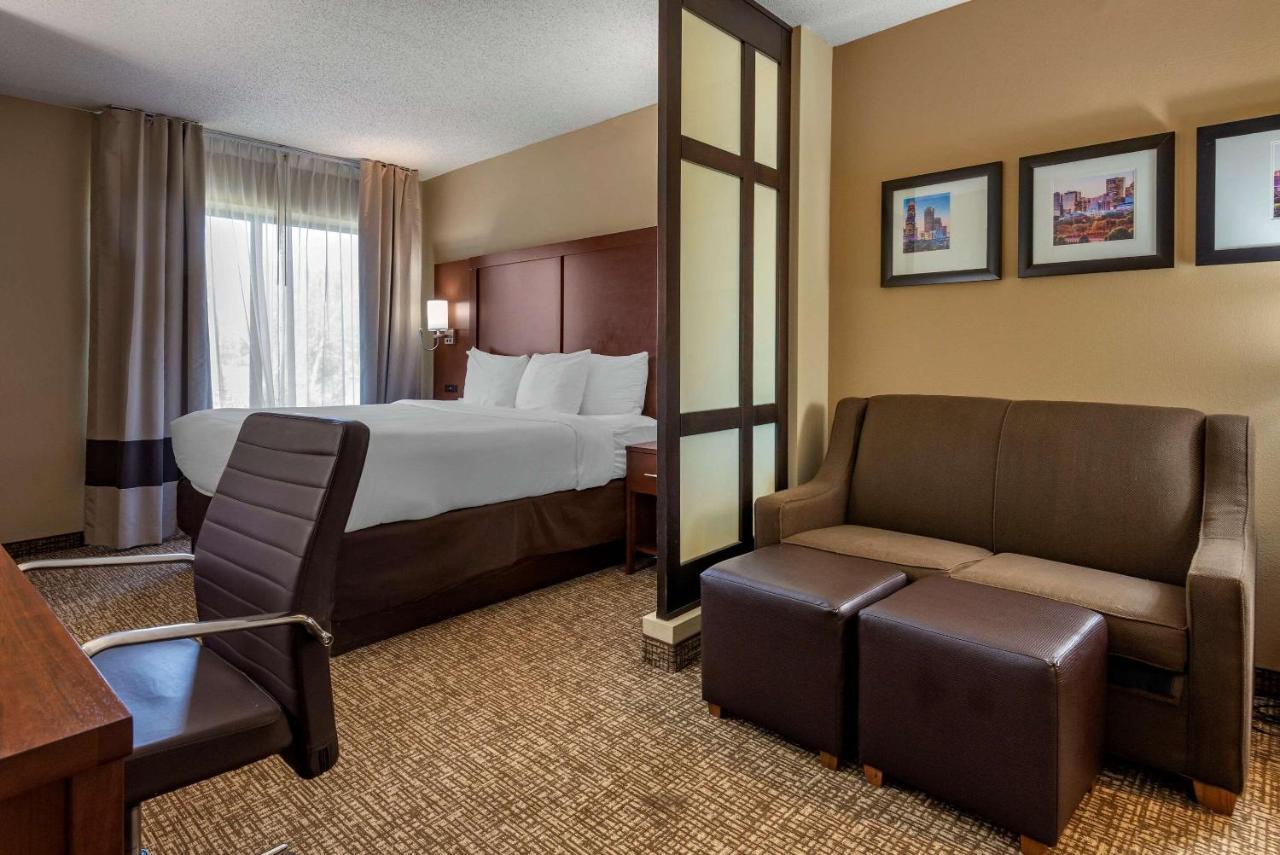 Hotel Comfort Suites Lake Huntersville Near Lake Norman Huntersville
